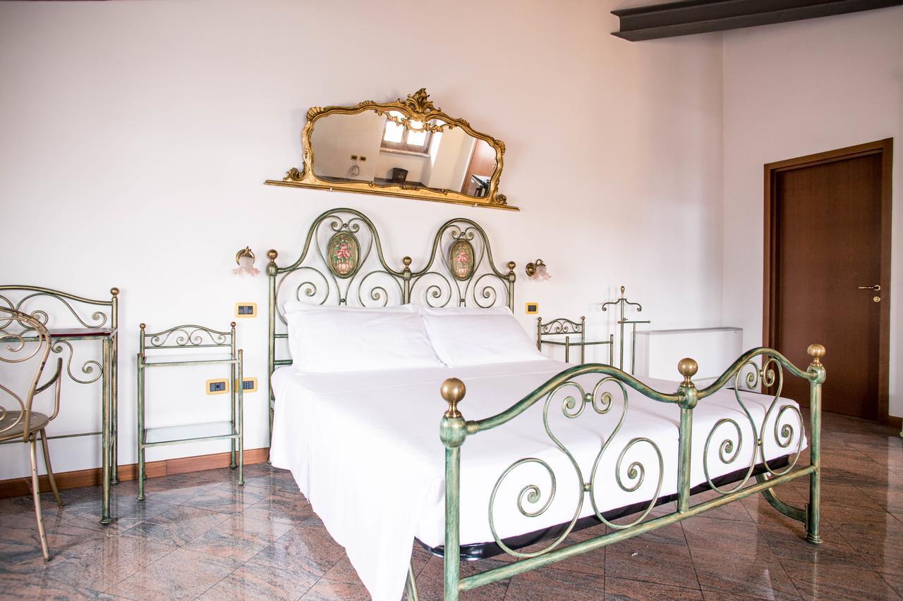 Hotel e Locanda La Bastia Valeggio sul Mincio Esterno foto